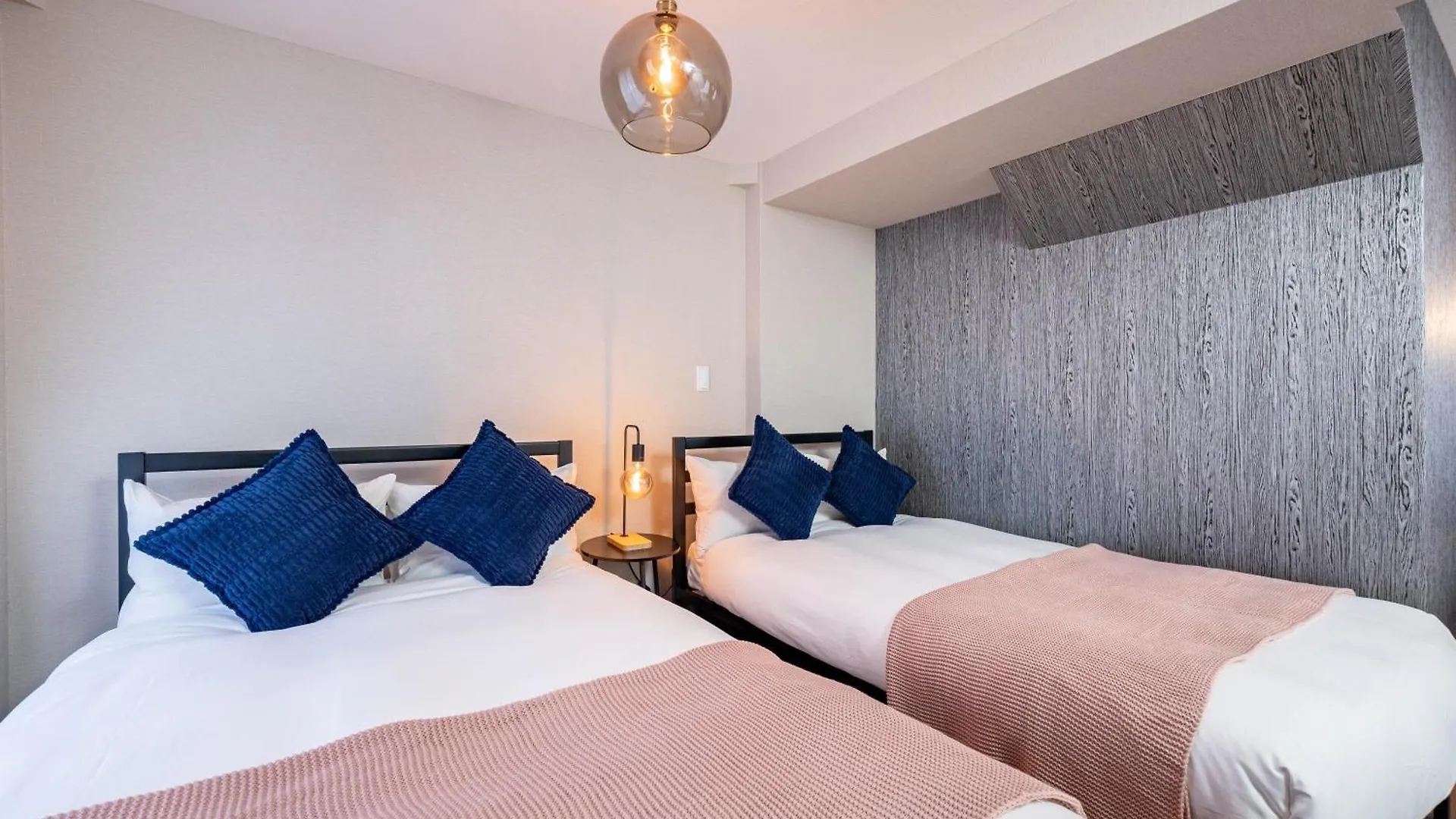 アリタ日本橋西2F Apartment Osaka 0*,
