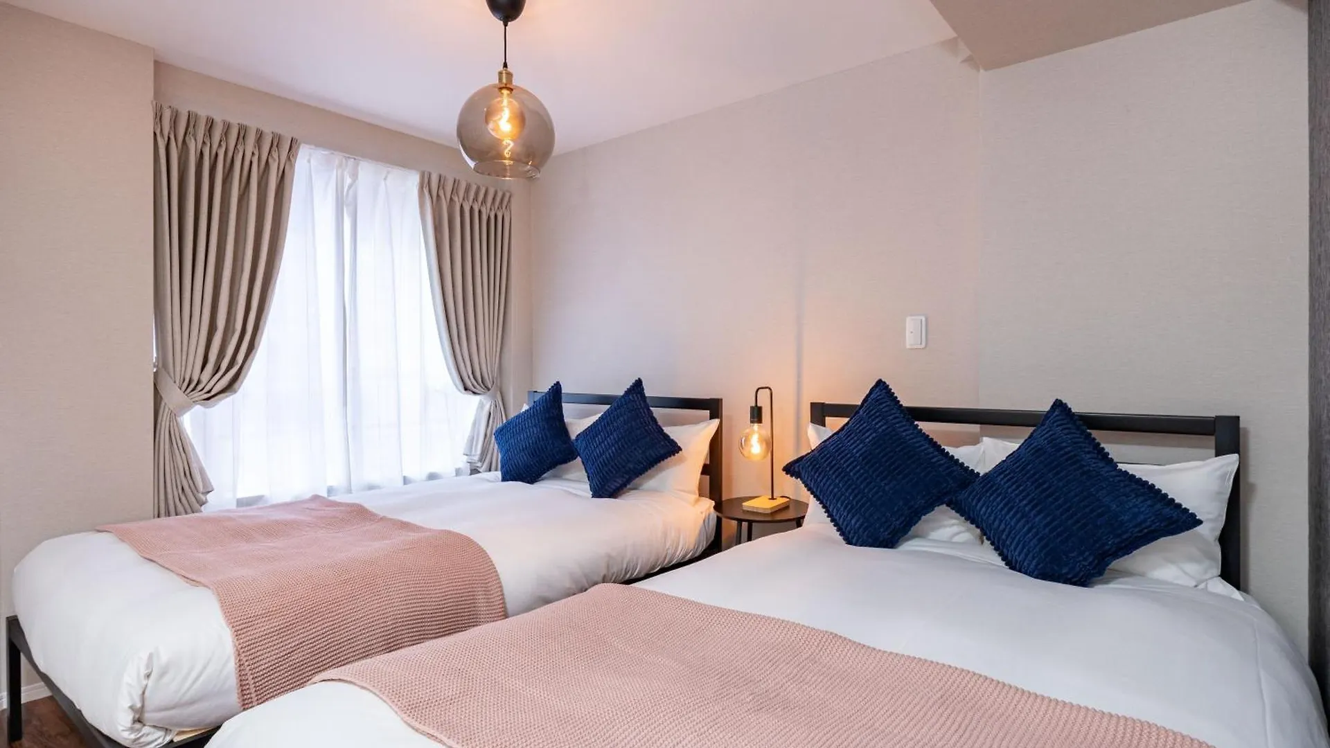 アリタ日本橋西2F Apartment Osaka 0*,  Japan